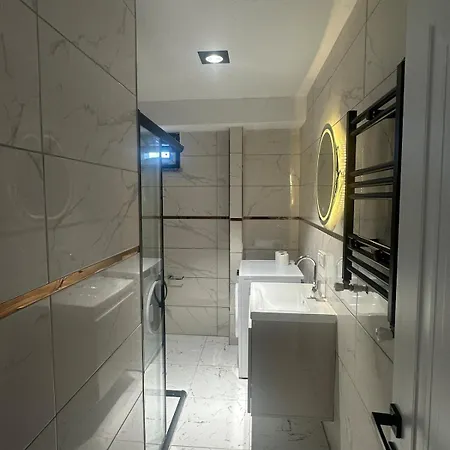 Air-conditioned Brand-new With Natural Gas Heating Apartment Corlu