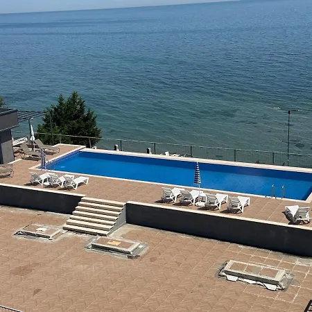 Air-conditioned Brand-new With Natural Gas Heating Apartment Corlu