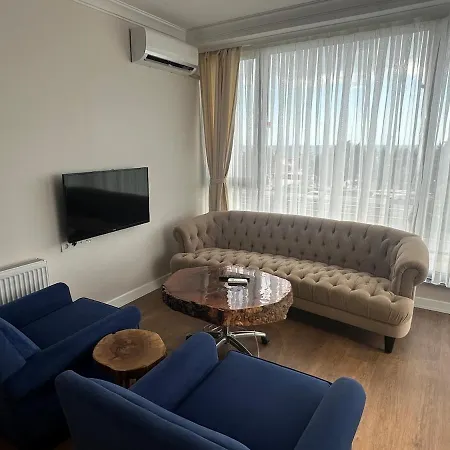 Air-conditioned Brand-new With Natural Gas Heating * Corlu